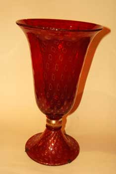 antiquariato: Vaso in vetro di Murano, Il trionfo rosso
