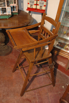 Highchair for children, in wood, end of XIX century